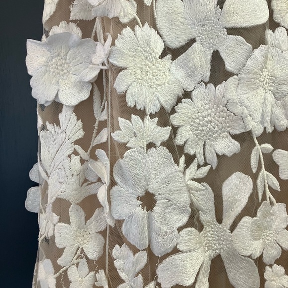 Oscar de la Renta sample wedding gown dress new as is spring 2022 look 1 4 6 - Picture 4 of 16